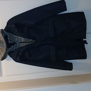 Big Chill.  Waterpfoof•Long sleeve coat with cozy lining.  Hood.